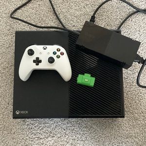 Xbox One Black
